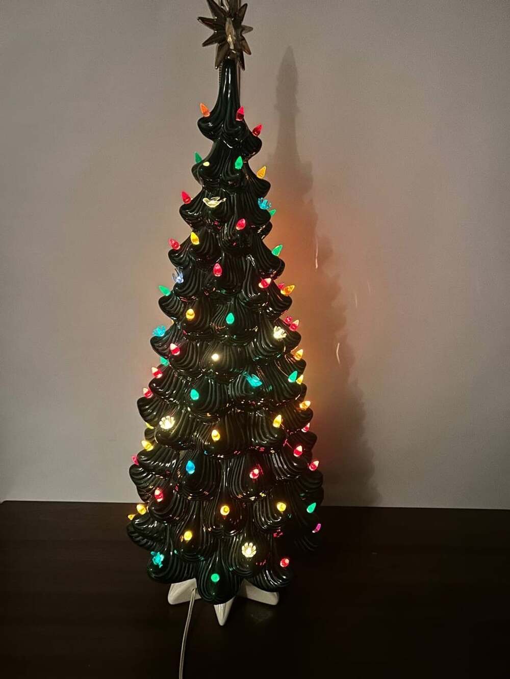 VINTAGE HUGE 35"T CERAMIC CHRISTMAS TREE ATLANTIC MOLD